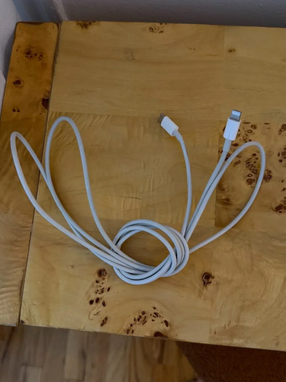 Apple USB-C to Lightning Cable